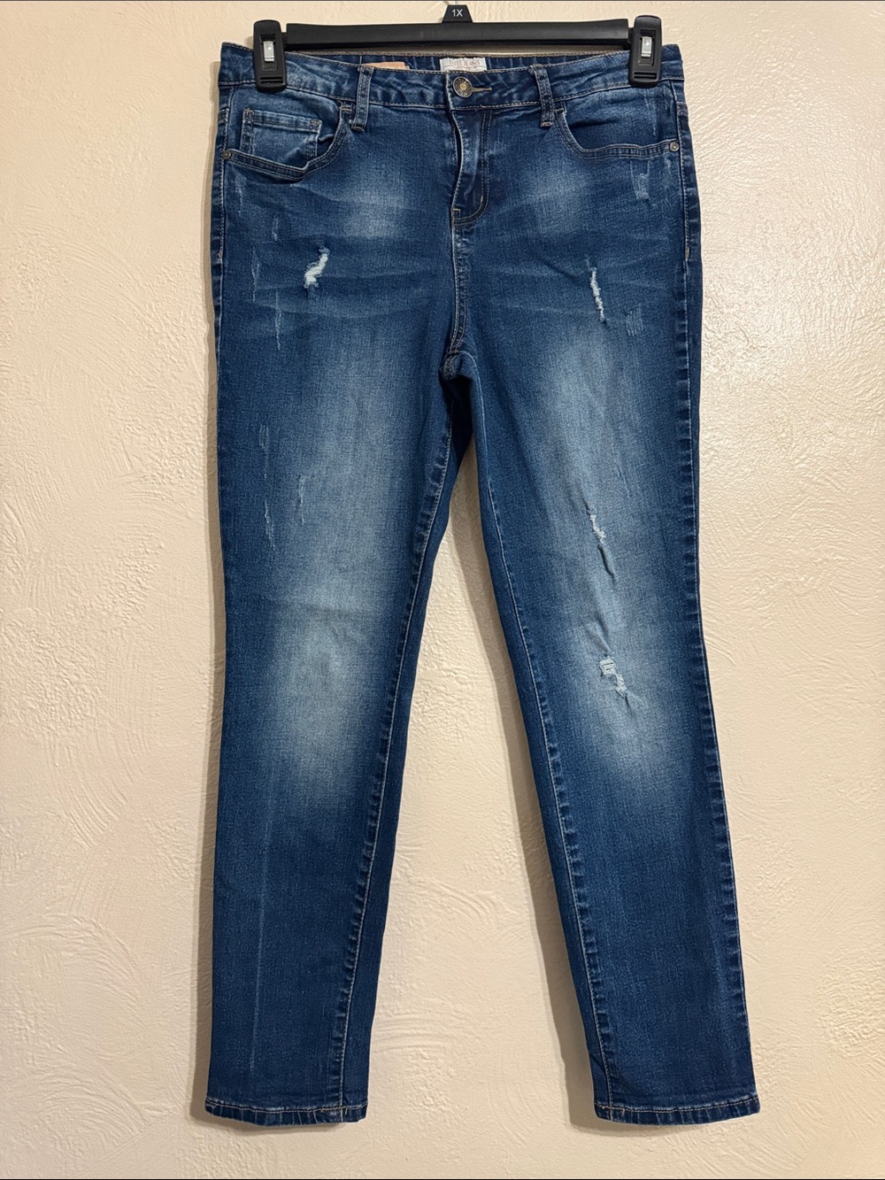 Women's Medium Blue Skinny Jeans - Stretch Distressed Slim Fit